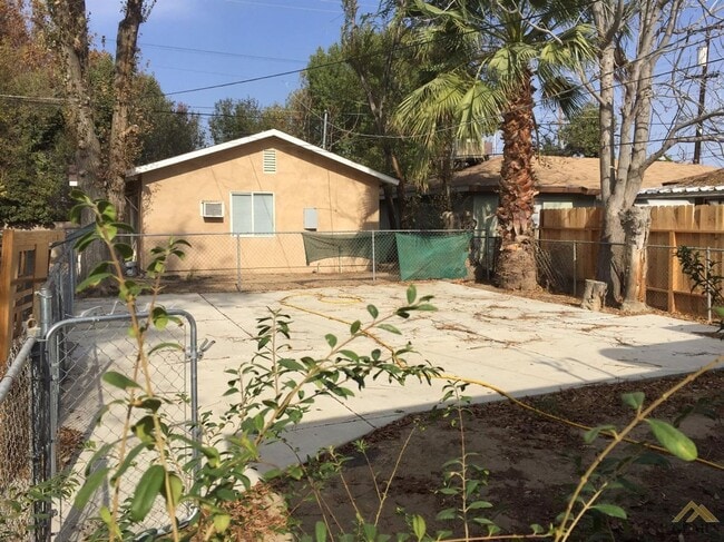 Building Photo - 122 Highland Dr
