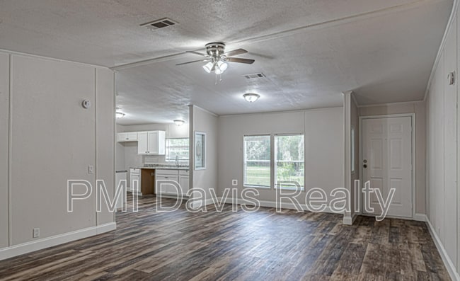 Building Photo - 5497 Coronado St