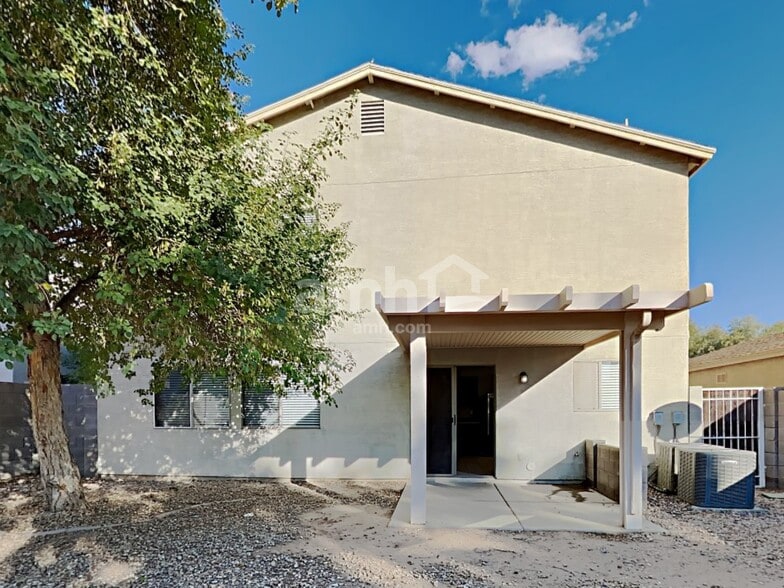 Building Photo - 1117 E Dust Devil Dr