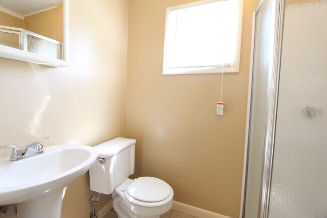 Building Photo - 505 Sunrise Blvd