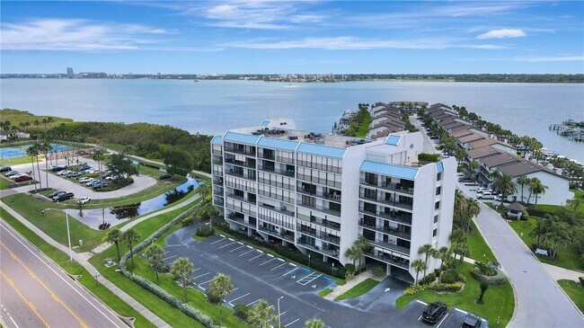 Building Photo - 1581 Gulf Blvd