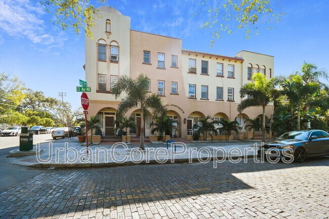 Building Photo - 360 13th Ave NE