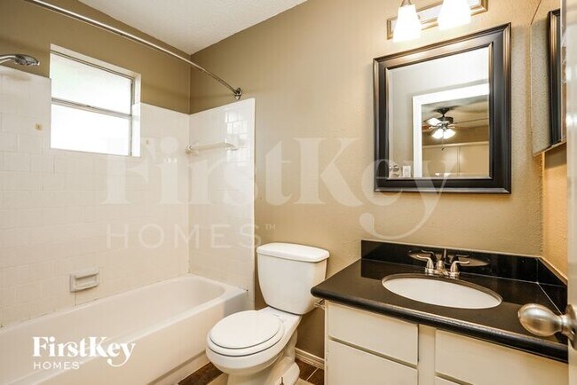 Building Photo - 18607 Andalusian Dr