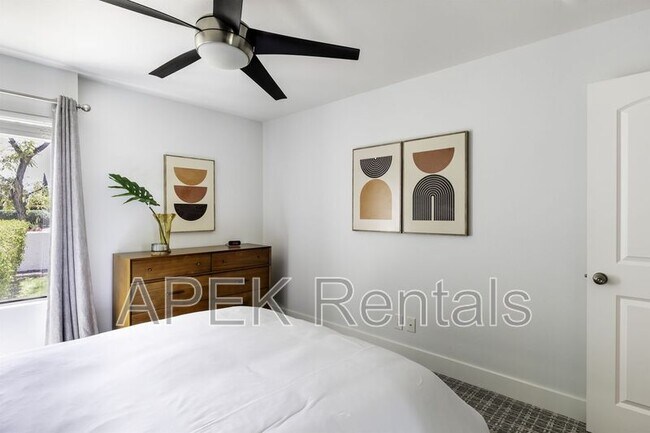 Building Photo - 1050 Ramon Rd