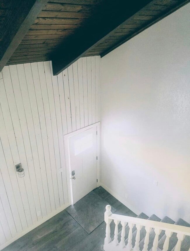 Building Photo - 613 N 1100 West St