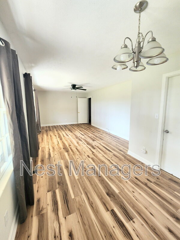 Building Photo - 1512 Atwick Dr