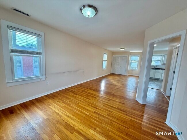 Building Photo - 434 Washington Ave