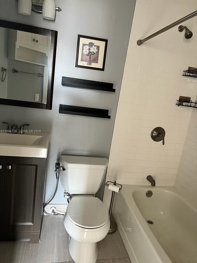 Building Photo - 365 NW 85th Ct