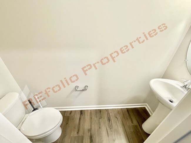 Building Photo - Gorgeous 4 Bedroom, 2.5 Bath House with Office + Loft in Arlington Meadows, Fuquay Varina, April 7!