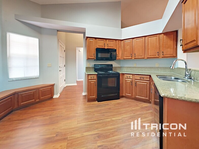 Building Photo - 11318 Silverleaf Ct