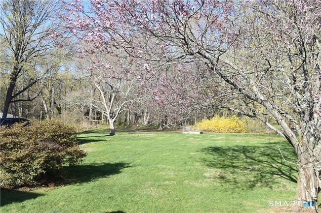 Building Photo - 33 Hartford Ave