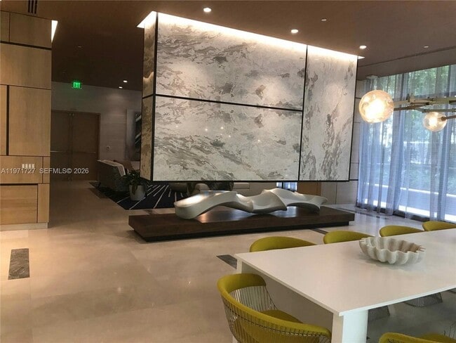 Building Photo - 45 SW 9th St