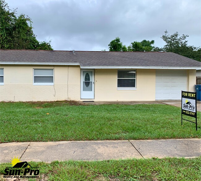 Primary Photo - 1965 Nelson Ave