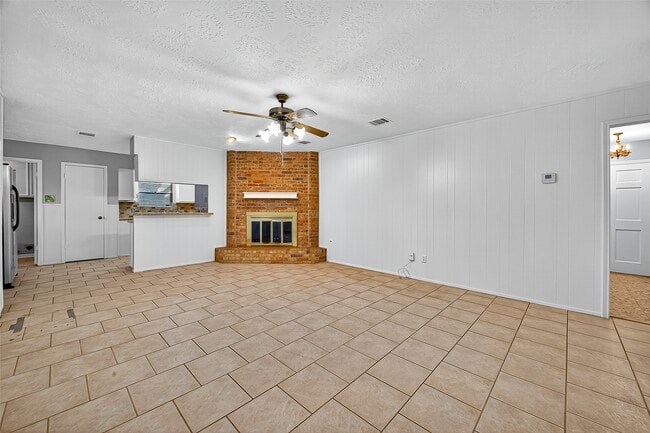 Building Photo - 9602 S Petersham Dr