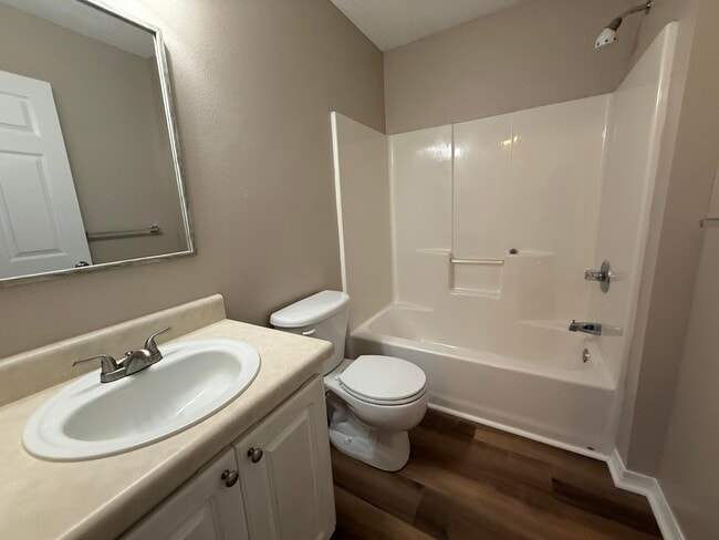 Building Photo - 280 Limestone Cir