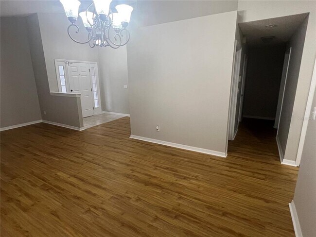 Building Photo - 1063 Bluegrass Dr