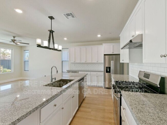 Building Photo - 3190 Highgate Ter Lp