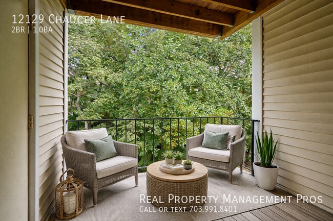 Building Photo - 12129 Chaucer Ln