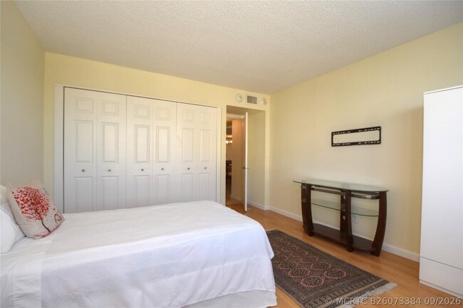 Building Photo - 5100 N Ocean Blvd