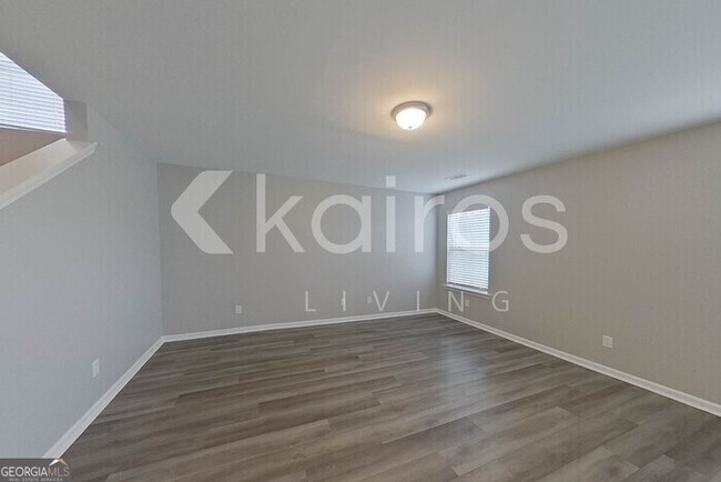 Building Photo - 105 Colonial Wy