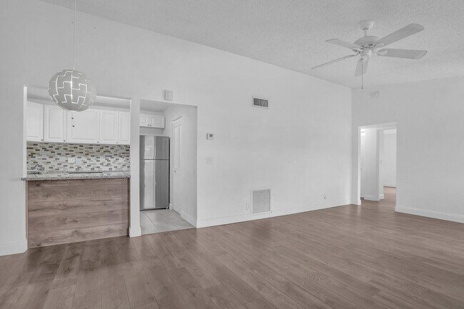 Building Photo - 4991 Sable Pine Cir