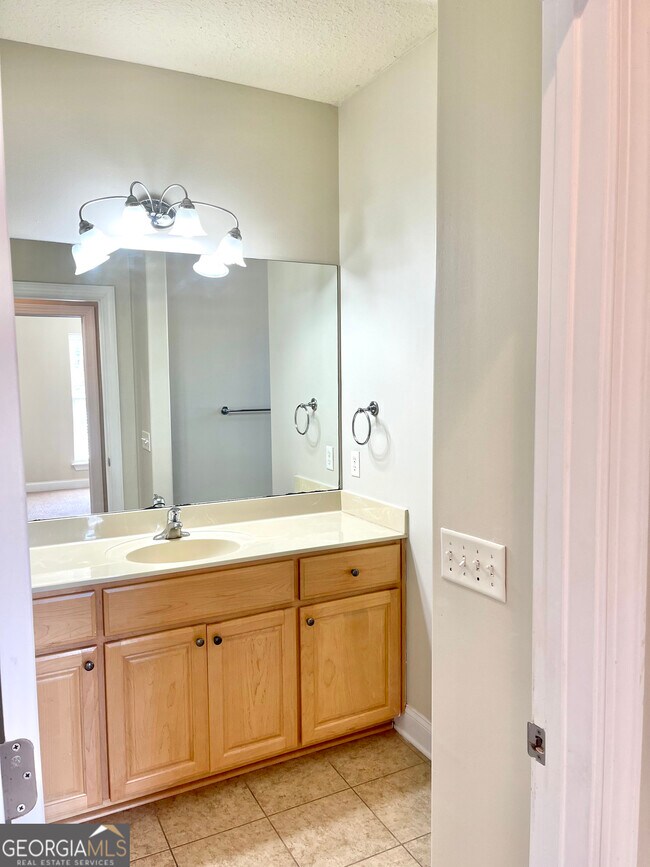 Building Photo - 36 Coastal Walk