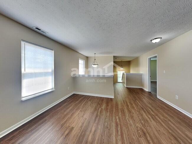 Building Photo - 12024 Seahawks Ln