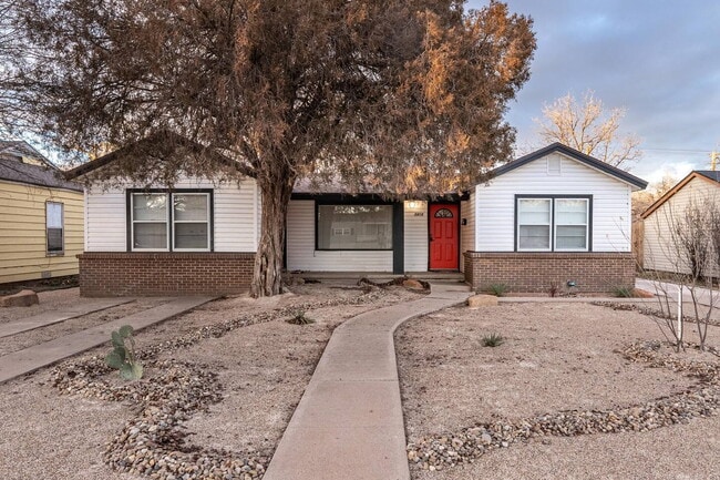 Primary Photo - Move In Special of half off the first mont...