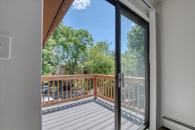 Building Photo - 3585 Arthur Ct