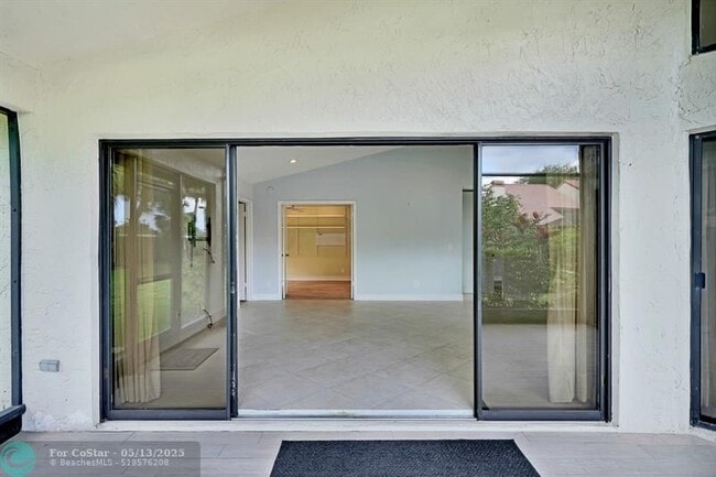 Building Photo - 23316 Water Cir