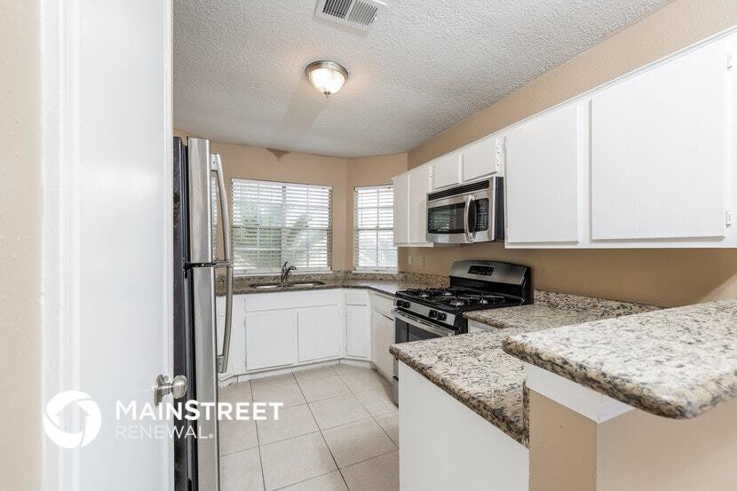 Building Photo - 11110 Grassyglen Dr