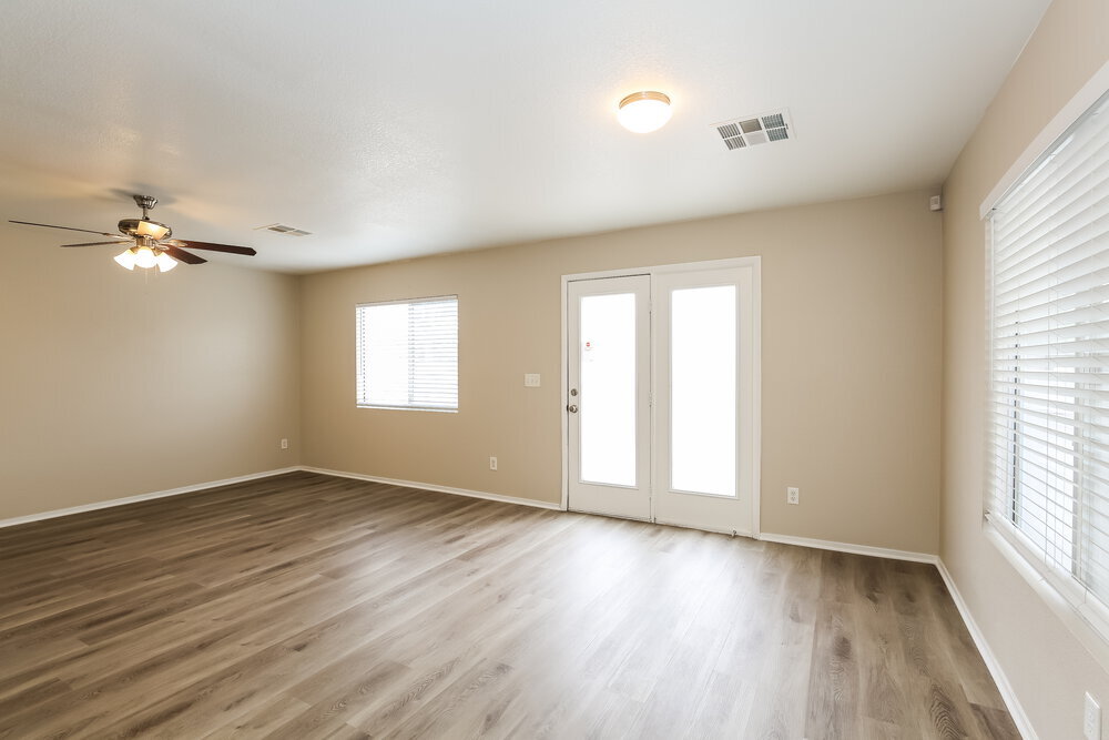 Building Photo - 4822 Sapphire Light St