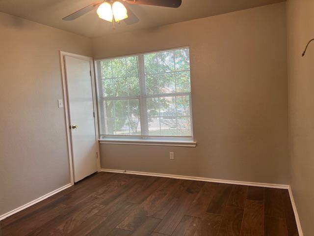 Building Photo - 331 Carriage Way