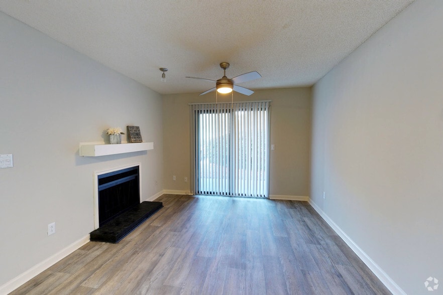 Interior Photo - Ashley Lakehouse