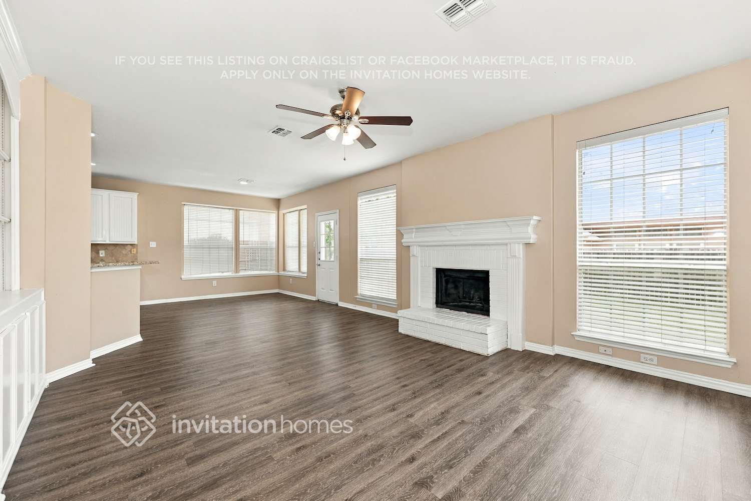 Building Photo - 4634 Lincolnshire Dr