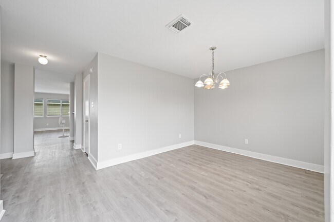 Building Photo - 20931 Walder Ct