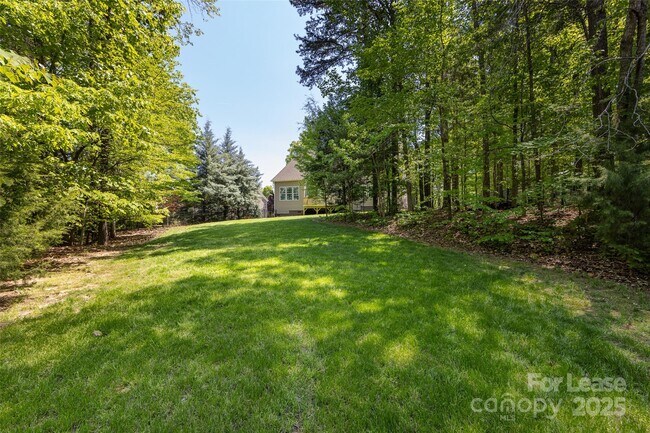 Building Photo - 10716 Meg Meadow Dr