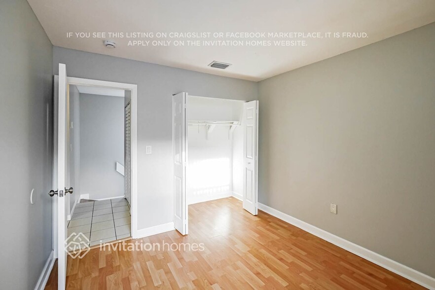 Building Photo - 14736 SW 92nd St