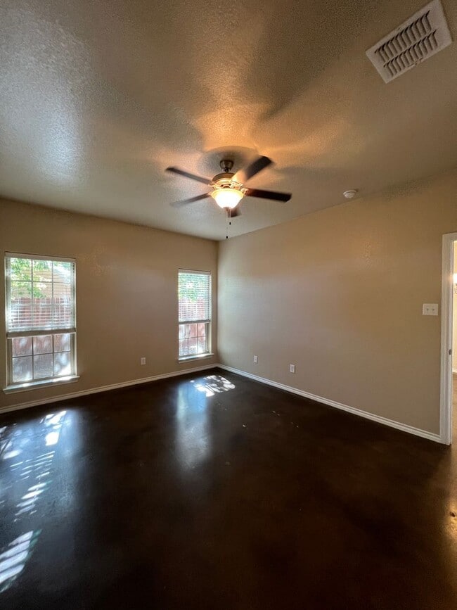 Building Photo - 908 Sun Down, Stephenville, TX 76401