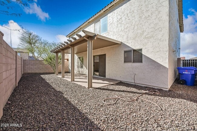 Building Photo - 2621 E Waterview Ct