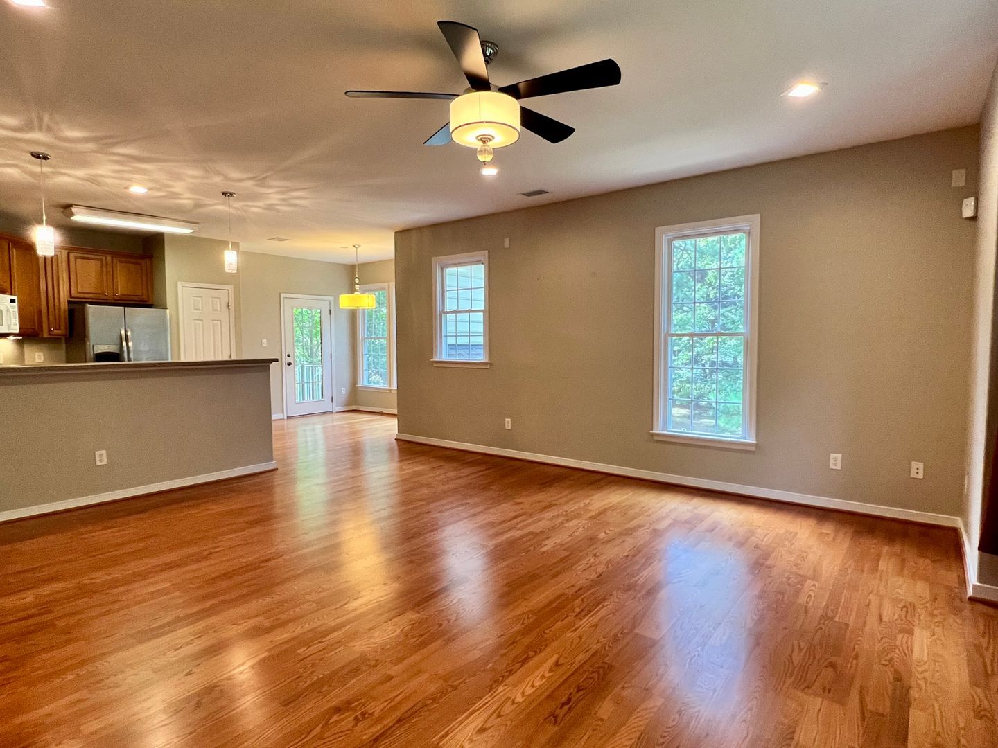 Building Photo - 4150 San Marco Dr