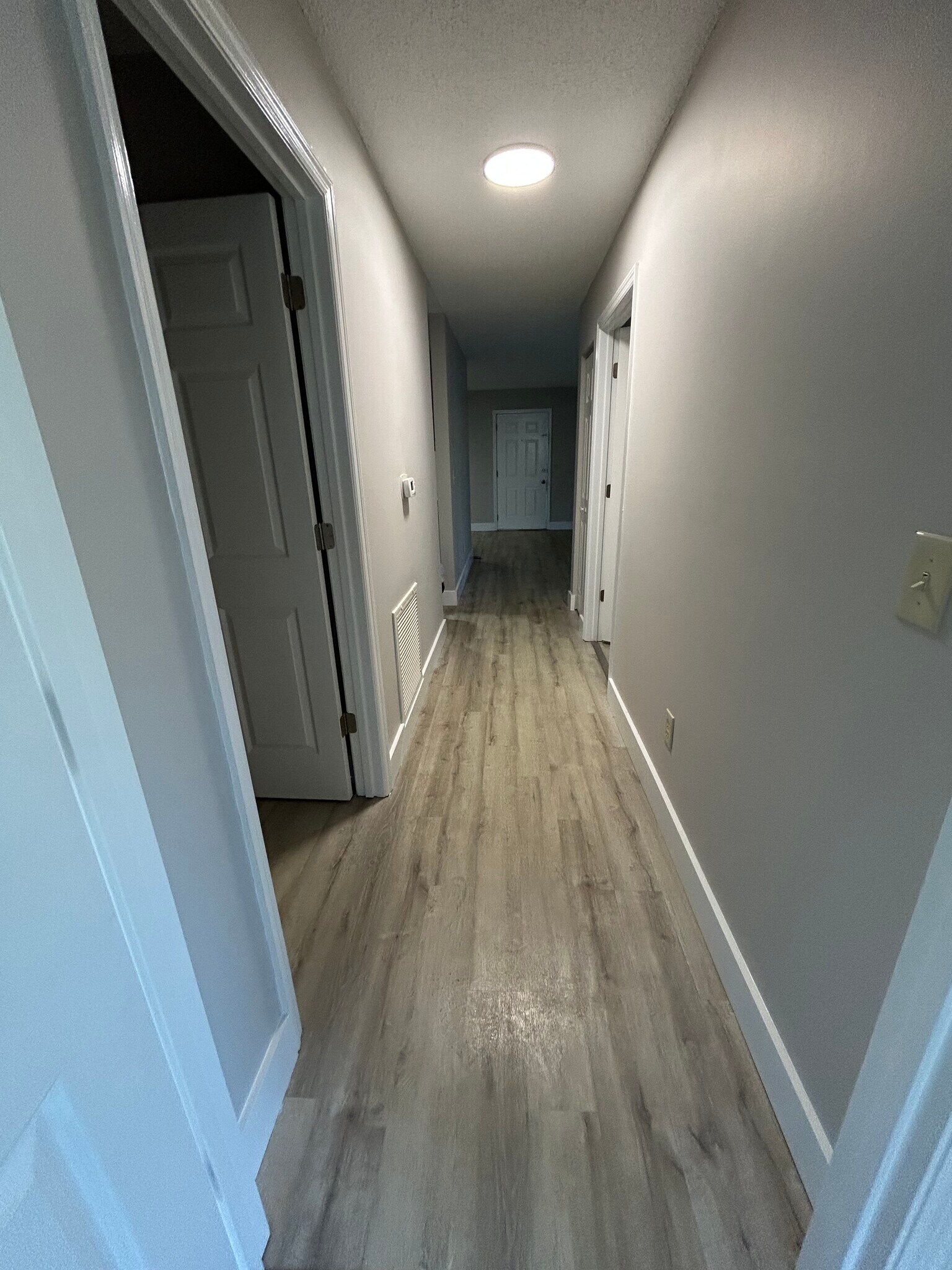 Building Photo - 101 Bent Tree Dr