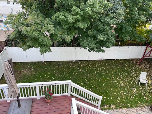 Building Photo - 29 Locust St