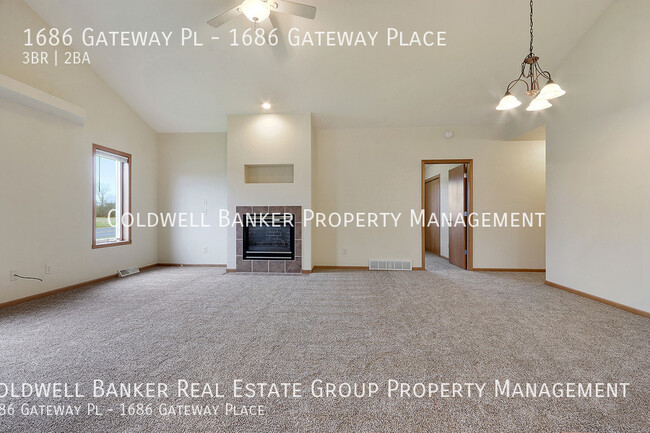 Building Photo - 1686 Gateway Pl