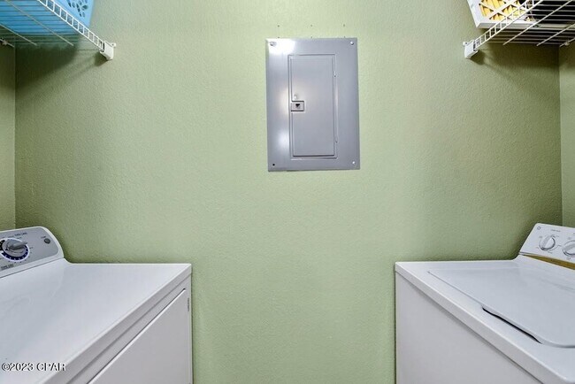 Building Photo - 603 Cape Cod Dr