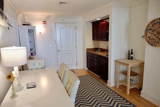 Building Photo - 700 Ocean Ave N