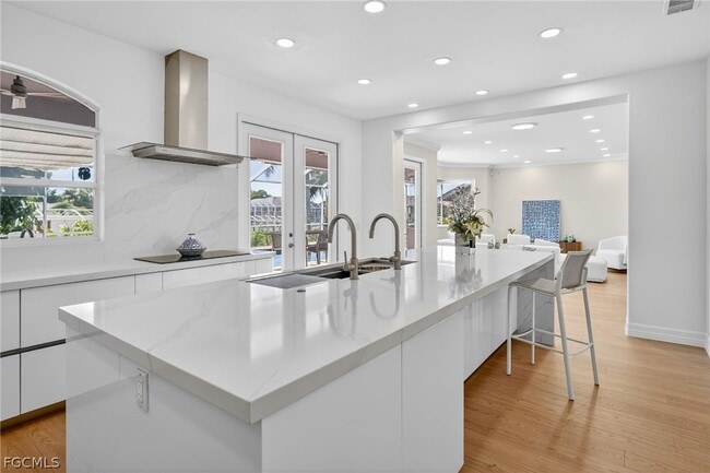 Building Photo - 5541 Harborage Dr