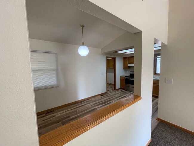 Building Photo - 2315 43rd Ave Ct