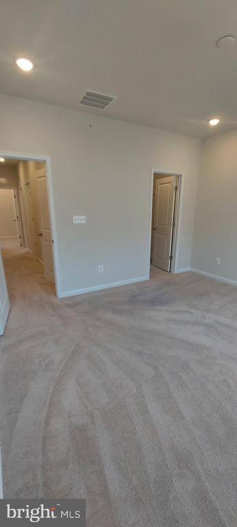Building Photo - 2580 Hopton Ln