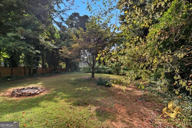 Building Photo - 1439 Westridge Rd SW